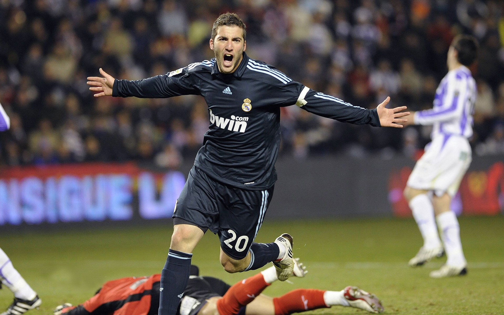 “超级助攻:那些让人震撼的绝佳配合”,超级助攻王